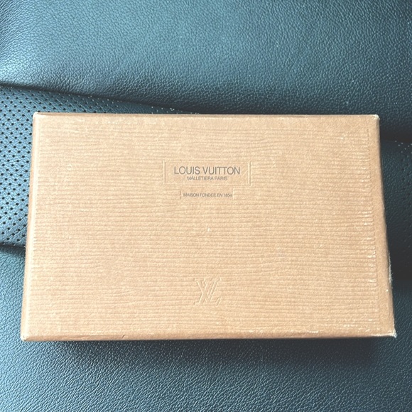 Louis Vuitton Rosalie Wallet - Picture 4 of 14